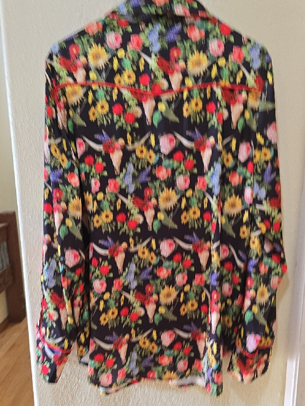 Rodeo Quincy Junk Gypsy Women's Floral Button-Down Shirt in Black - Picture 4 of 4